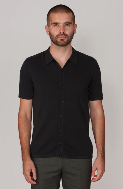 black mens short sleeve shirt