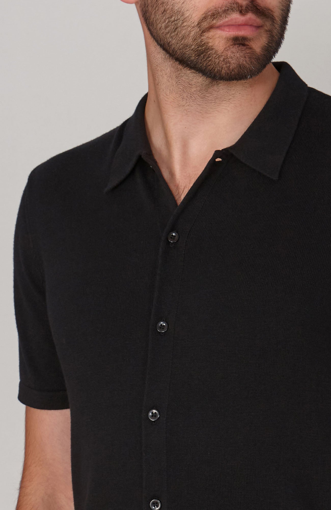 black mens short sleeve shirt