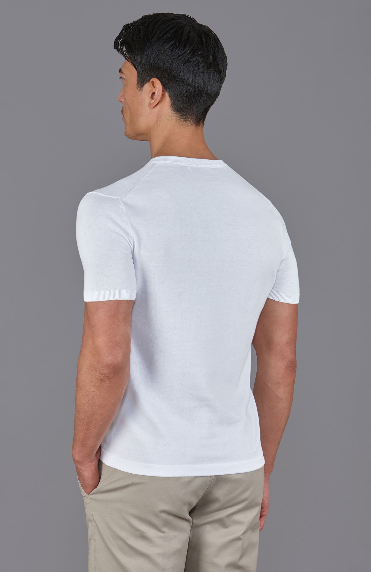 white mens knitted pocket t-shirt