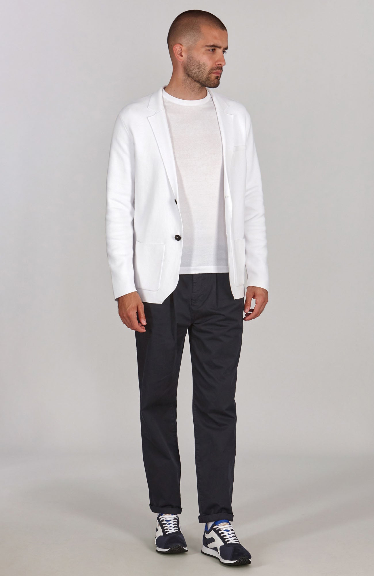 white mens knitted blazer