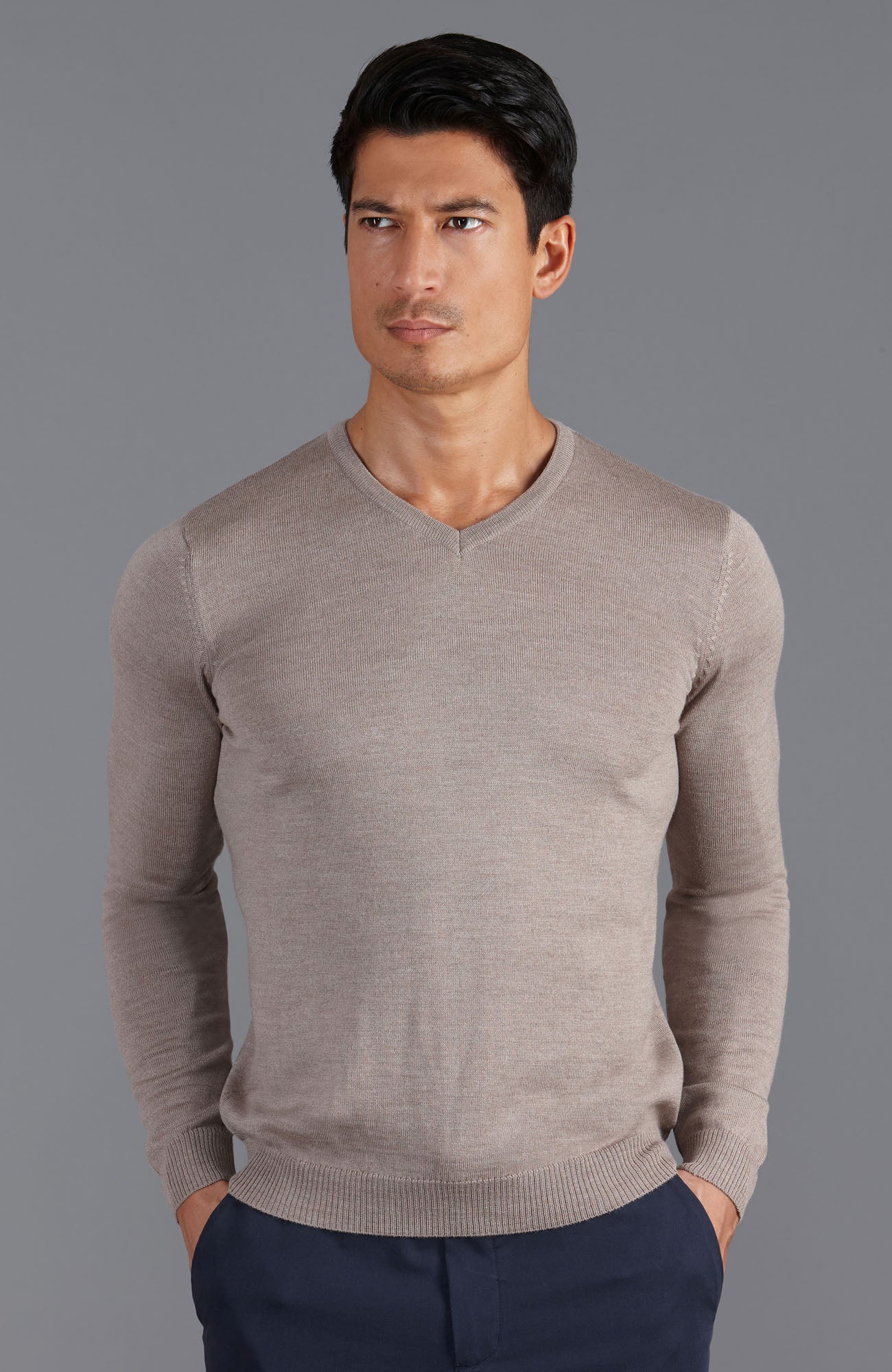 Mens Extra Fine Merino Wool V-Neck Jumper