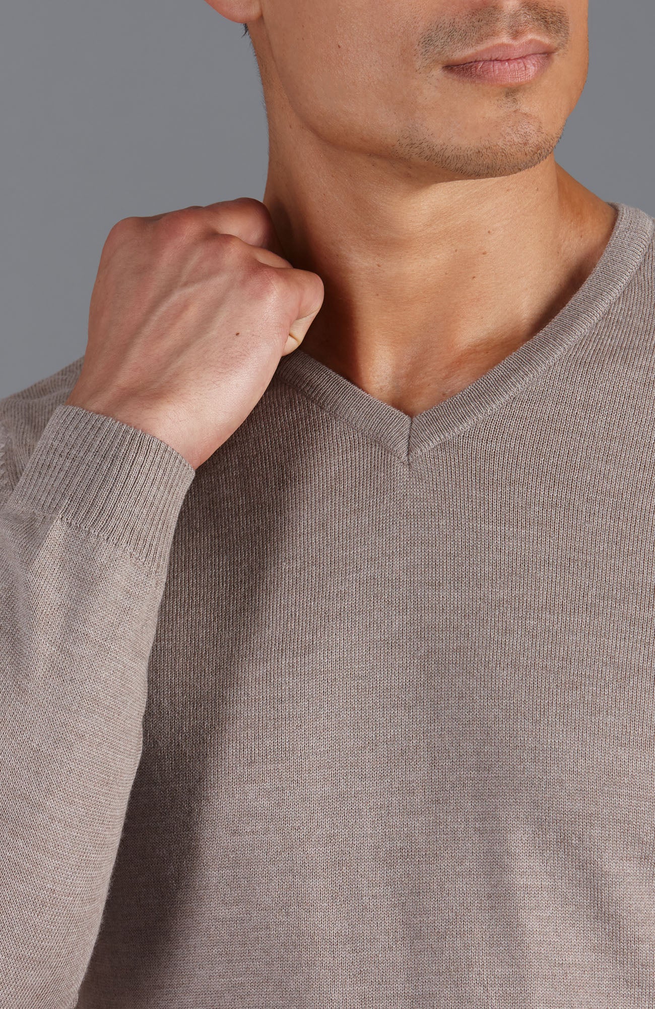 Mens Extra Fine Merino Wool V-Neck Jumper