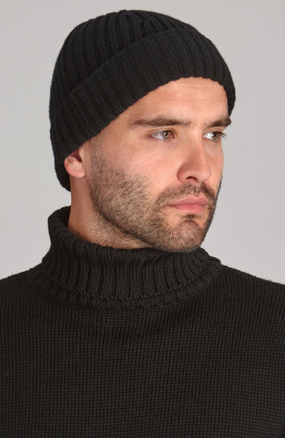 black chunky merino cashmere beanie