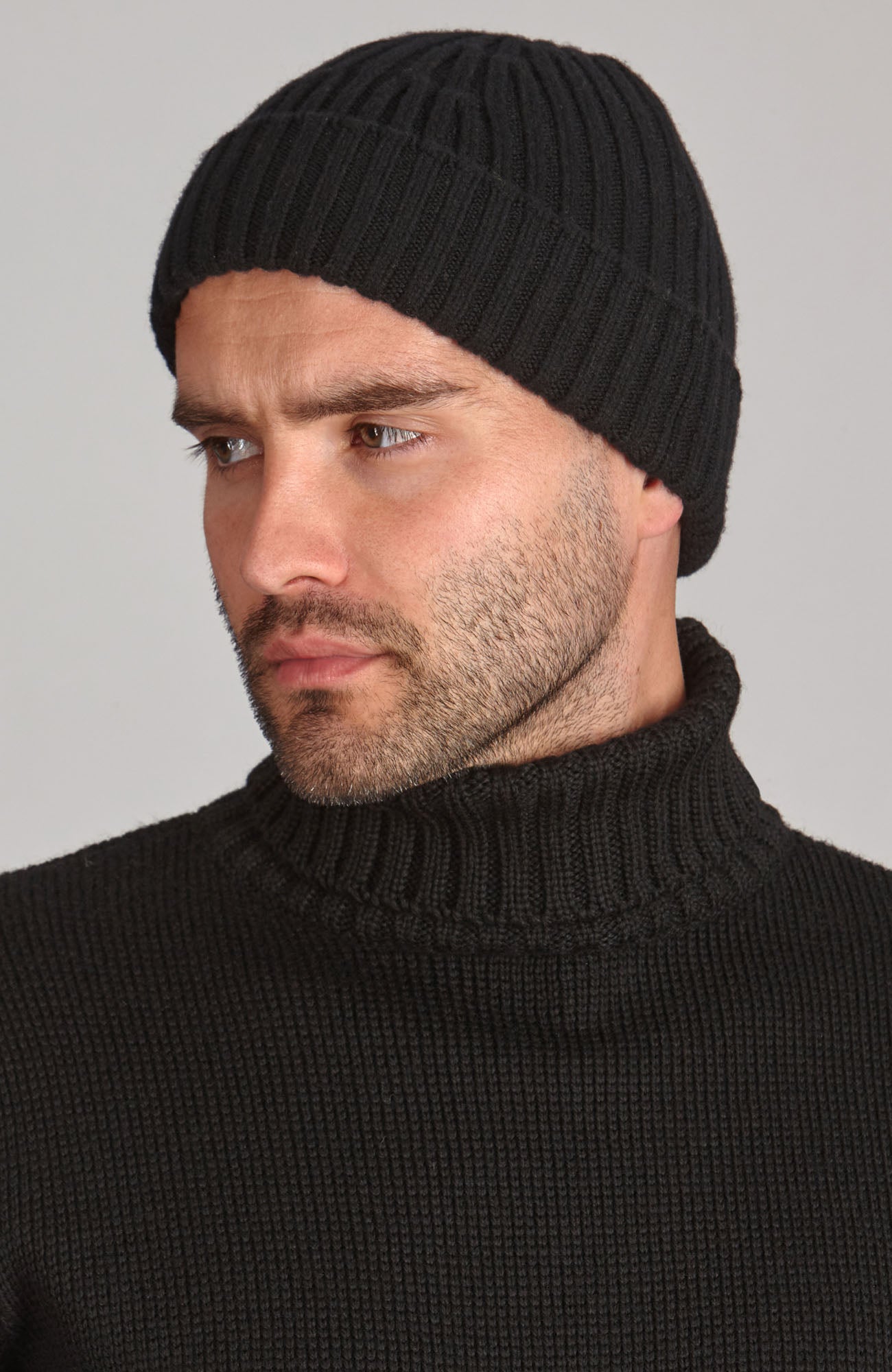 black chunky merino cashmere beanie