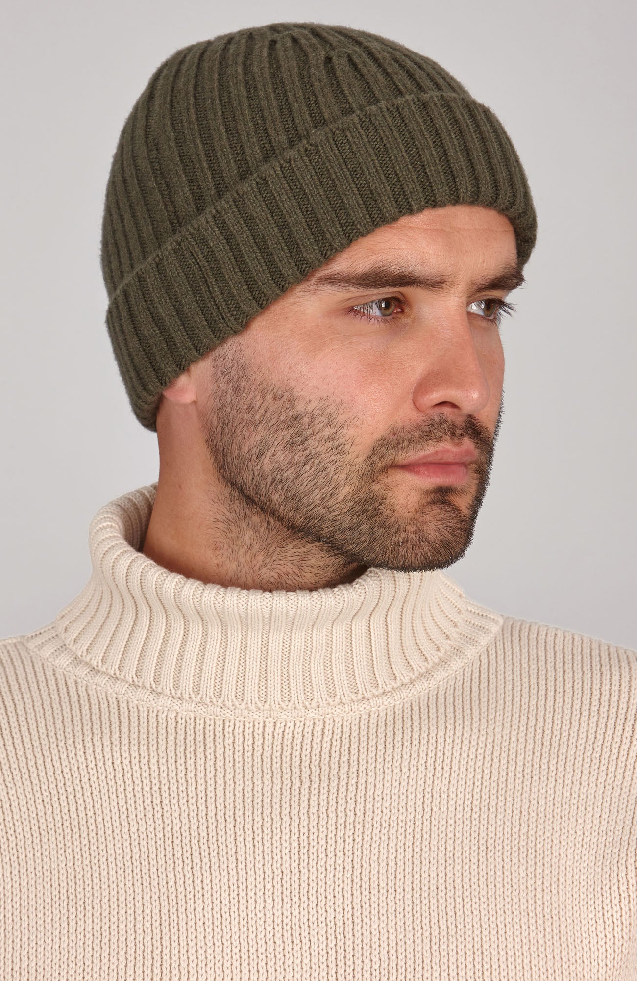 green chunky merino cashmere beanie