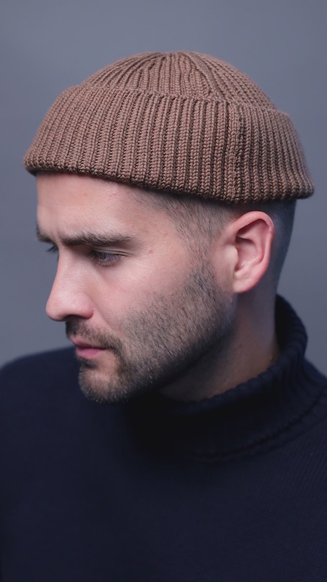 brown fisherman watch cap