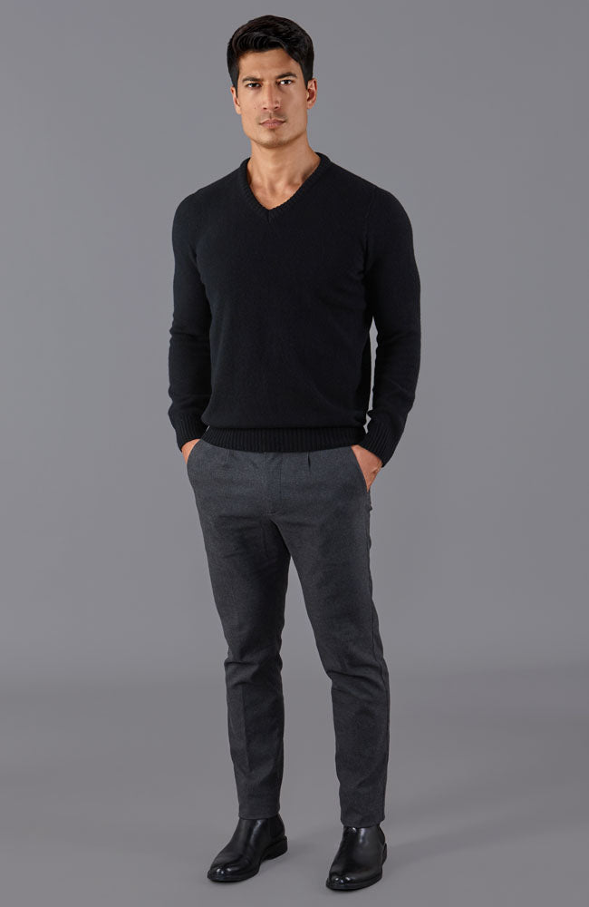 mens black v neck lambswool jumper